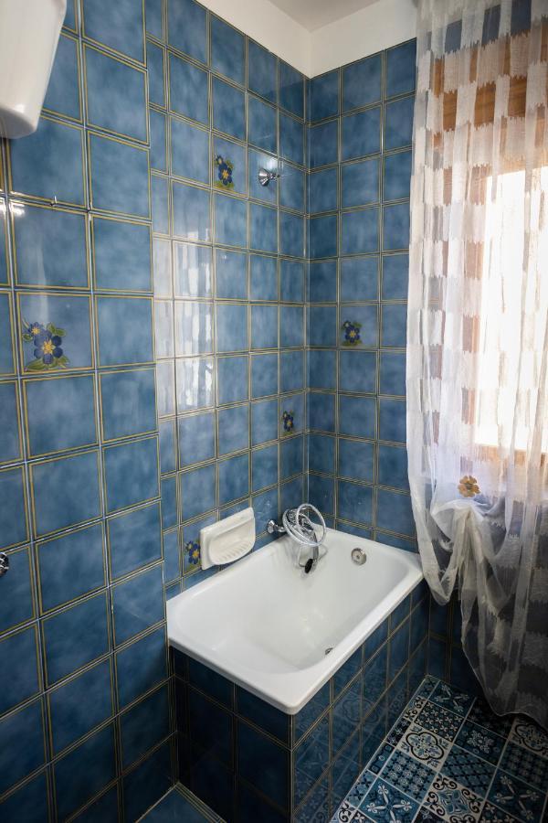 Gilda'S Home Scalea Bagian luar foto